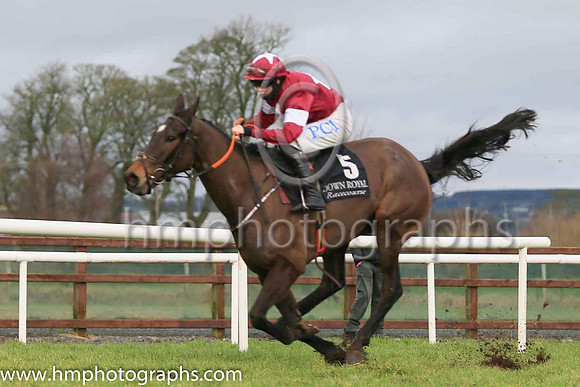 01st Decimation  and Rachael Blackmore ( 5 , maroon, white star ) Trainer - H De Bromhead , Owner - Gigginstown House Stud