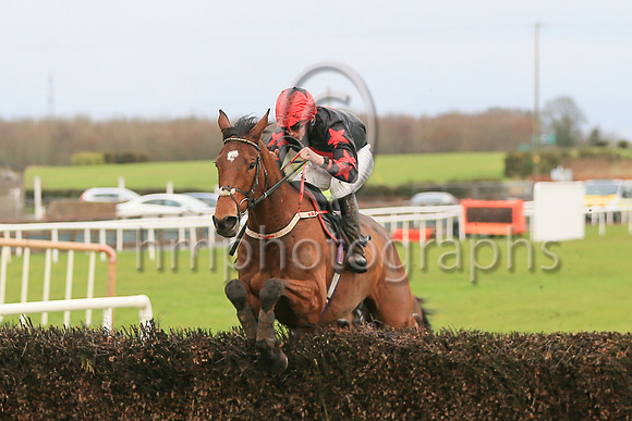 01st Stansfield and Mr C Abernethy7 ( 9 , black, red diamond ) Trainer - Paul Traynor , Owner - Miss K McNeilly