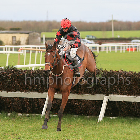 01st Stansfield and Mr C Abernethy7 ( 9 , black, red diamond ) Trainer - Paul Traynor , Owner - Miss K McNeilly