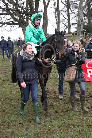 01st LOUGH DERG ROSE and J J Codd ( 11 , EMERALD GREEN,yellow epaulettes; emerald green sleeves; emerald green cap,yellow star ) Trainer: Denis Paul Murphy,, Owner : Coffey, P.G.