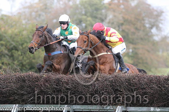 01 Mr Mountain and B O'Neill - - 01st (2 ,emerald green, orange spots ) Trainer - Donnchadh Doyle  03 Mattara and Derek O'Connor - - 03rd (7 ,yellow, red cross belts ) Trainer - Derek Pugh