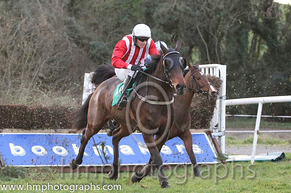 02 Kerrib Castle & Mr M McConville - 2nd (10, red and white stripes) & 01 - FT8E1469-17