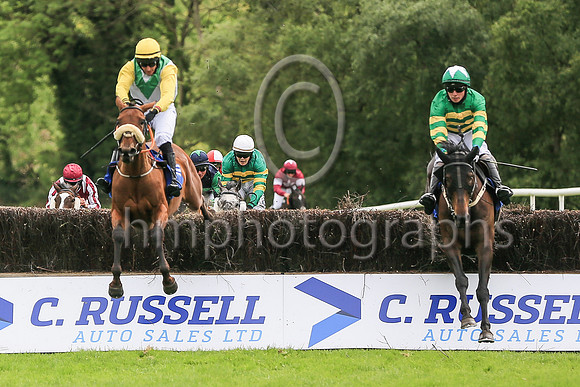 01st Paris Texas A Kelly ( 5 , orange  green hoops ) Trainer - P Roche , Owner - John P McManus