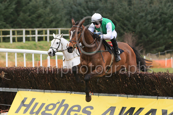 01st MILAN FLYER and PG McGuigan ( 7 , EMERALD GREEN; white sleeves; white cap ) Trainer: Gary McGill , Owner : Oran McGill