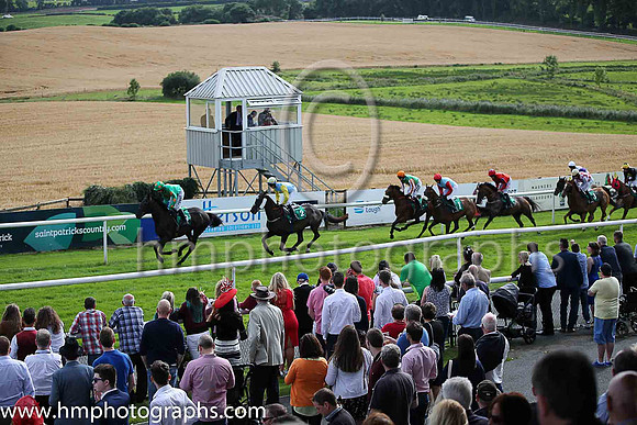 Fell Tellthemnuttin and P Townend ( 7 , emerald green, white star ) Trainer - W F Codd , Owner - Heads Or Harps Syndicate