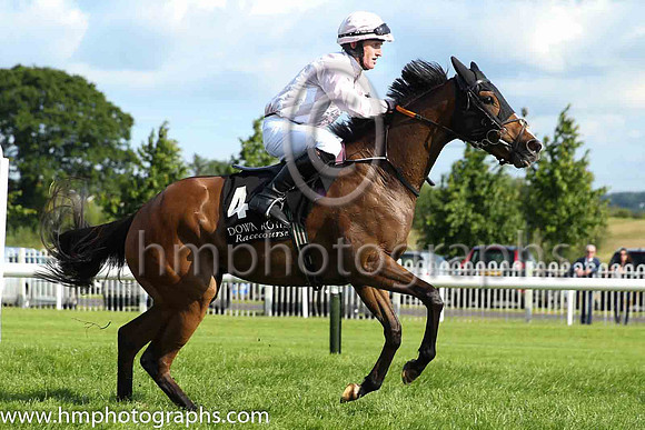 10th Magi Gal and C.L. Walsh(7) (4 ,pink and white diamonds ), Trainer:John C. McConnell , Owner:Rockview Racing Syndicate