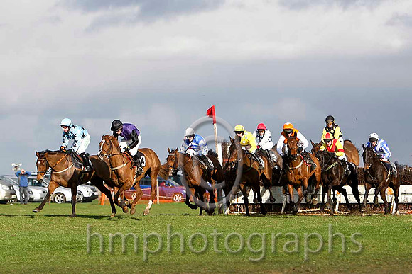 Curnalee Coleen & J P McKeown - joint winner (4, light blue, navy stars) in the lead - FT8E9470-e