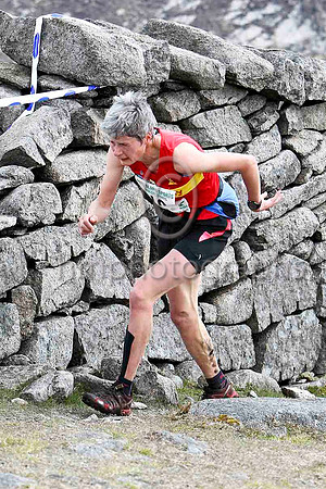 Angela Mudge - Carnethy Hill Running Club -Winner in 1:00:18 - FT8E3610-e