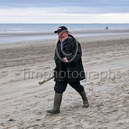 Laytown Races 2011 - Clearing up! -IMG_9568-e2