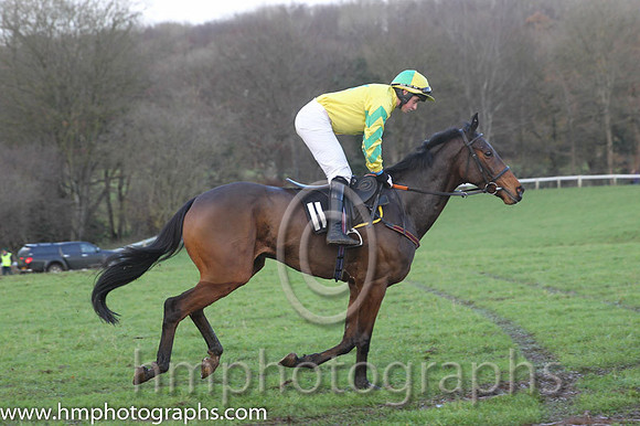 04 Totally Couture and O J McAnerny - - 04th (11 ,yellow, green star ) Trainer - Sean F Gallagher