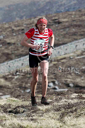 Helen Fines - Calder Valley Fell Runners - 50th overall, 2nd woman in 2.38.11 - FT8E1450-e