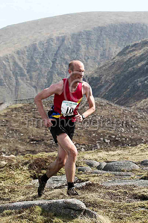 James Titmuss - Pudsey & Bramley AC - 58th in 2.41.32 - FT8E1495-e