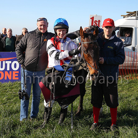 01st FELIX YONGER and N McParlan ( 2 , WHITE  RED QTD; white  black hooped sleeves; royal blue cap ) Trainer: C.A. McBratney , Owner : Samuel Downey James Marley