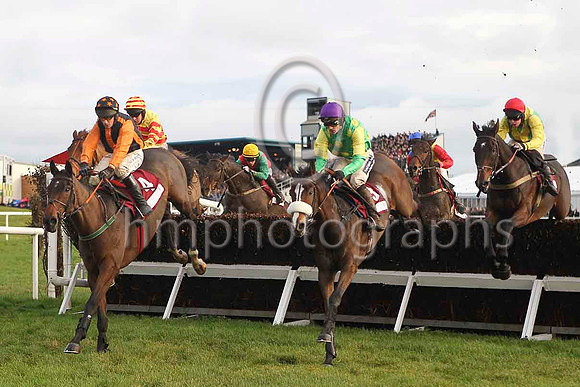 Killyglen and Kauto Star land together - FT8E4724-e2