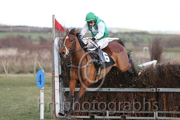 01 Oscar Day  J J Codd - Trainer : Peter Maher, Green, white star