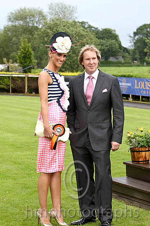 Adele McAree from Dungannon & Mike Todd Manager of Down Royal - FT8E5752-e