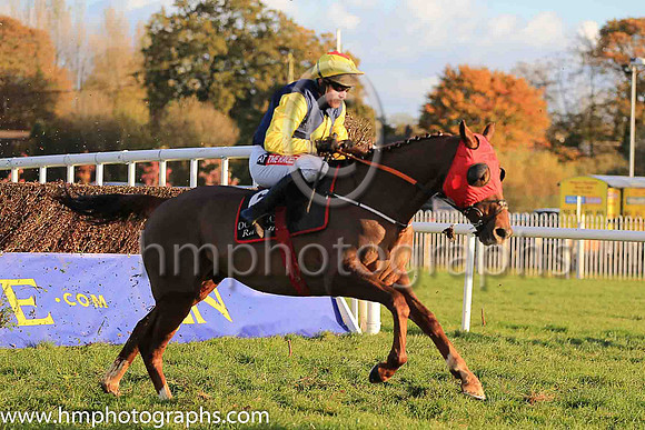 04th Zabana and K M Donoghue ( 2 , maroon and white stripes ) Trainer - A Lynch , Owner - C Jones