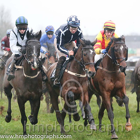 07 Whipper's Boy and Stephen Gray - - 07th (6 ,yellow , red chevron ) Trainer - David W Cullen