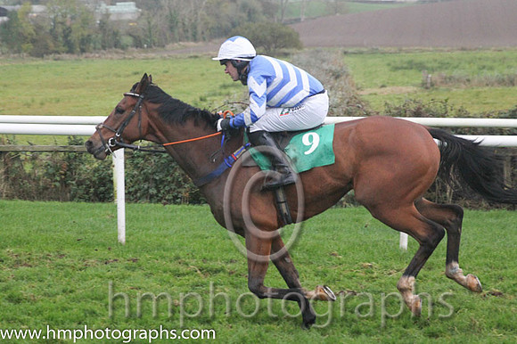 07 Move To The Groove and Mr B O'Neill - - 07th (9 ,Blue and white chevrons ) Trainer - Colin Bowe