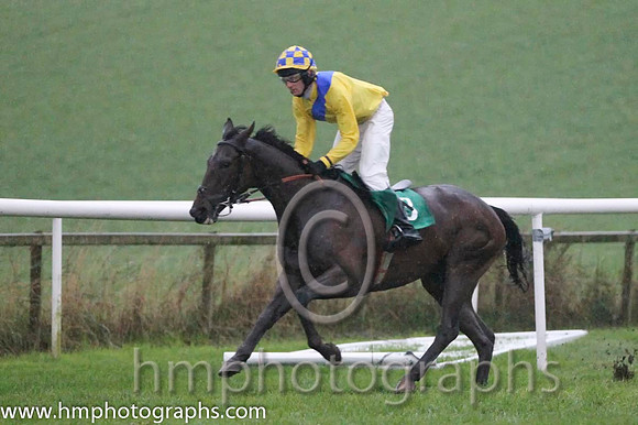 03 Up The Hill & Mr I D Corrigan - 3rd (3, yellow, royal blue sash) - FT8E9253-Edit-50