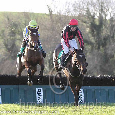 04 Beau Ballistic & R Loughran - 4th (1, royal blue and yellow stripes) & 03 Mighty Leader & A E Lynch - 3rd (3, black, red star) - FT8E1166-46