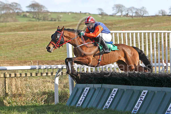 Up The Girls (7 royal blue orange disc) & R J Jones - 4th - FT8E9827-e