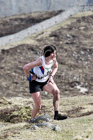 Kathleen Brierley - Todmorden Harriers - 108th, 14th woman in 3.15.02 - FT8E1764-e