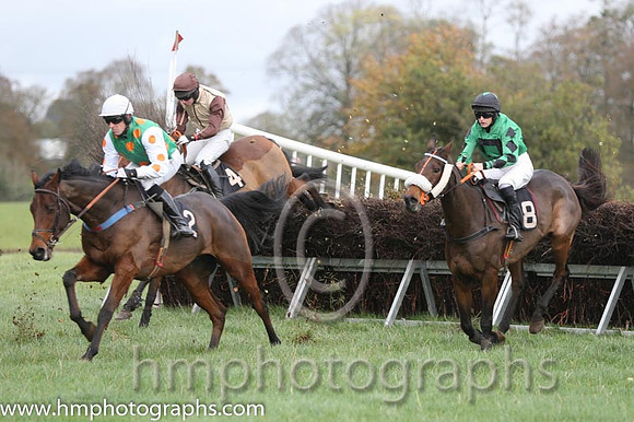 01 Mr Mountain and B O'Neill - - 01st (2 ,emerald green, orange spots ) Trainer - Donnchadh Doyle 06 WellyWoman and N McParlan - PU - 06th (4 ,beige, brown seams ) Trainer - Peter Maher  04 Vicsaflia