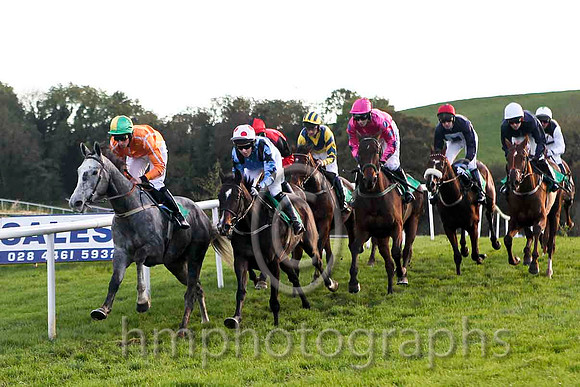 Hang Up My Boots leads the field , Jockey Mr M P Fogarty - 5th - FT8E4480-e