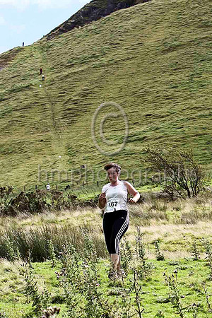 Roisin Mitchell , 211th, V35 , 38th woman in 1.01.45 - FT8E3646-e