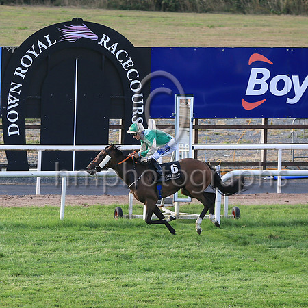 01st Bader Ginsburg and Cian MacRedmond (6, emerald green and light green diabolo)