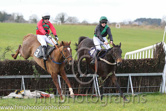 02 Maple Mons & B O'Neill - 2nd (3, red, green chevrons) & 01 Maple Valley Gold & Ms R Blackmore - winner (4, black, green sash ) - FT8E0675-52