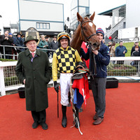 01st Melon and Ruby Walsh (2, yellow and black check) Trainer w P Mullins , Owner Mrs J Donnelly