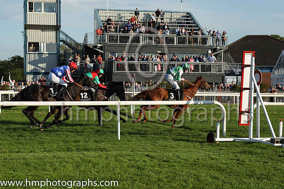 01st Champella and T.P. Harney(7) (3 ,green, white sash ), Trainer:Ross O'Sullivan , Owner:Sarsfields Racing Syndicate