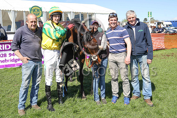 01st LECALE'S ARTICLE and D G Lavery ( 45 , YELLOW,emerald green cross of lorraine; emerald green sleeves,yellow chevrons; yellow  emerald green hooped cap ) Trainer: Patrick Eugene Turley , Owner :