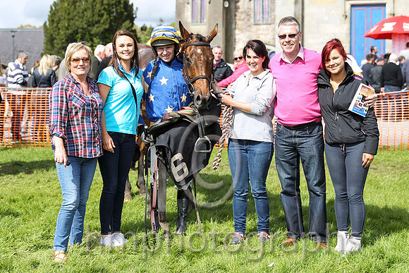 R4  Noel McParlan won on Carsonstown Boy  - CU2D7757-e