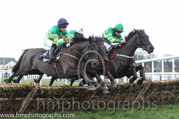 07 My Kind Of Town & J M Moore - 7th (9, emerald green, orange hooped, blue cap), 09 Mad For Road & G N Fox - 9th (8, emerald green, orange hooped, white cap ) & 08 AFootInTheDoor & M W Bowes - 8th (4