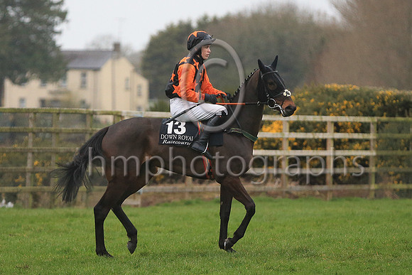 16th Derecho Storm and Ms K Ferris ( 13 , black, orange stars ) Trainer - Eoin Barry , Owner - Brian Ferris