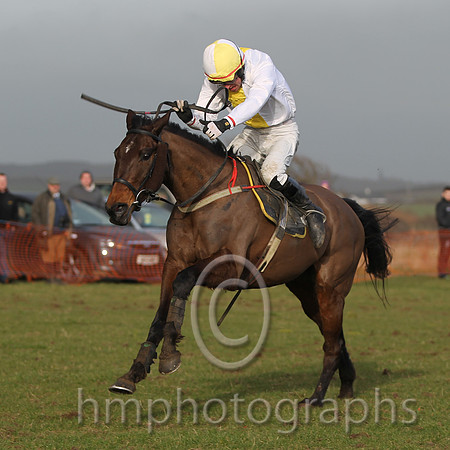 R5 - News For Pascal & N McParlan - winners -FT8E3921-26