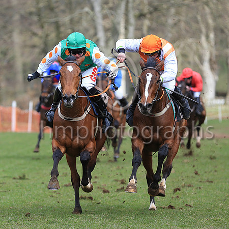 01st TARA WEST (GB) and R James ( 3 , EMERALD GREEN,orange spots; white sleeves,orange spots; emerald green cap ) Trainer: Donnchadh Doyle , Owner : Syndicate Monbeg