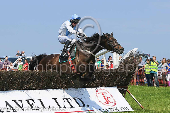 01st VAL MOME (FR) and M J O'Hare ( 19 , WHITE,light blue chevron; white sleeves; light blue cap ) Trainer: J.G. Cosgrave,, Owner : J.G. Cosgrave
