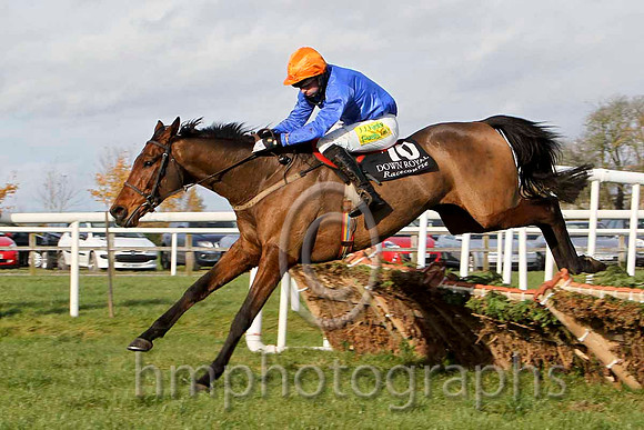 Tulachsarain & Mr R M P McNally - 15th (10, royal blue, orange cap) - FT8E7899-e2b