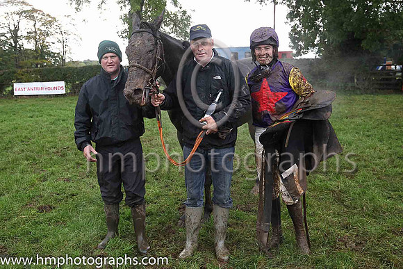01st KINGSTON COLLEGE and B O'Neill ( 7 , PURPLE,red star; yellow sleeves,red stars; purple cap,red star ) Trainer: Colin Bowe,, Owner : S. Shanahan