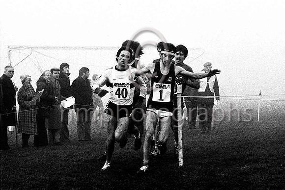 Eamonn Coghlan (40 and Nat Muir (1) lead the field - IMG_0010-e2