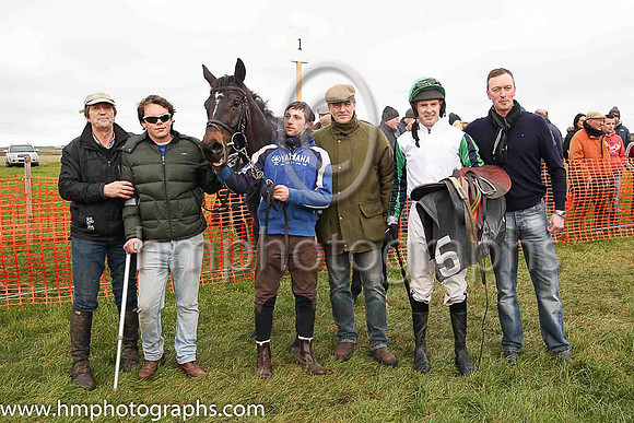 01st NICKEL and M J O'Hare ( 5 , WHITE; dark blue  emerald green striped sleeves; emerald green cap ) Trainer: J.G. Cosgrave,, Owner : Neville Reid