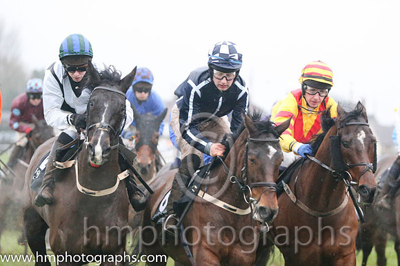 10 By The Banks and Paddy Kennedy - - 10th (12 ,black, white chevron ) Trainer - Denis W Cullen