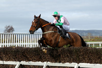 01st Goose Man and Mr Pat Taaffe7 ( 4 , pink, green chevron ) Trainer - T J Taaffe , Owner - Mrs Fitri Hay