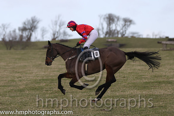 05 Without Wings (10)  Miss A O'Sullivan - Trainer : Liam Lennon, Red, purple cross