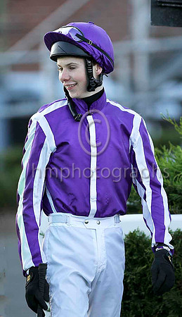 J O'Brien - Winner (5, purple, white seams) - CU2D3509-e