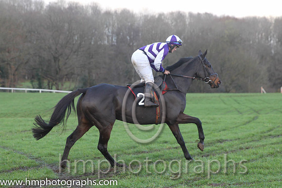 03 The Hard Hat and R James - - 03rd (2 ,brown, red cross belts ) Trainer - D M Christie